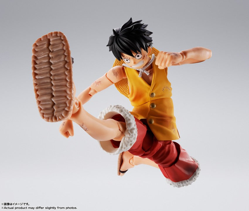 One Piece Summit War Of Marineford : Luffy S.H.Figuarts Action Figure