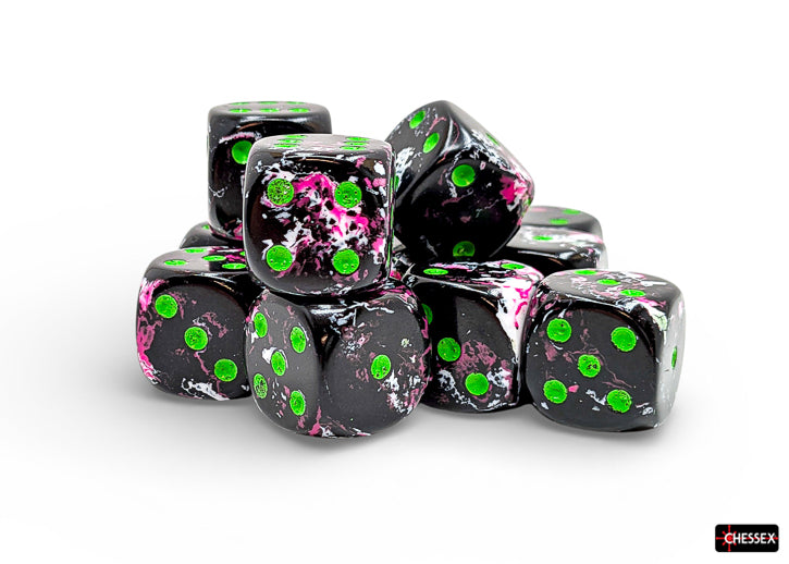 Chessex: 12D6 16MM Dice - Brush Paintball/Green