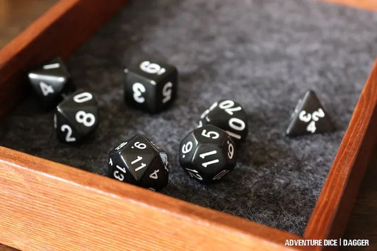 Adventure Dice: 7 Piece Dice Set - Dagger