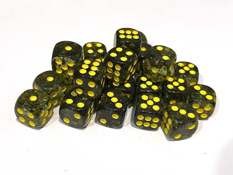 Adventure Dice: D6 Pipsqueaks Dice Set - Kiwifruit Yellow Gloss