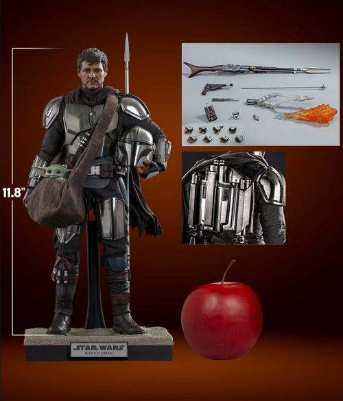 Hot Toys: Star Wars The Mandalorian™ 1:6 Scale Figure - The Mandalorian™ and Grogu™