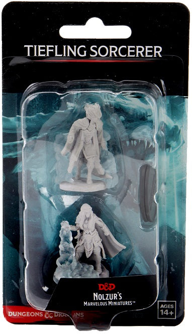 Dungeons & Dragons Nolzurs Miniatures: Wave 12 - Female Tiefling Sorcerer
